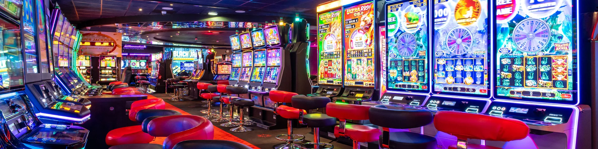 Spielsaal des Casino Barrière in Bénodet