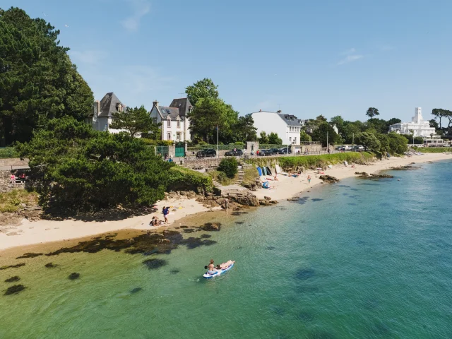 Luftaufnahme des Plage du Coq in Bénodet