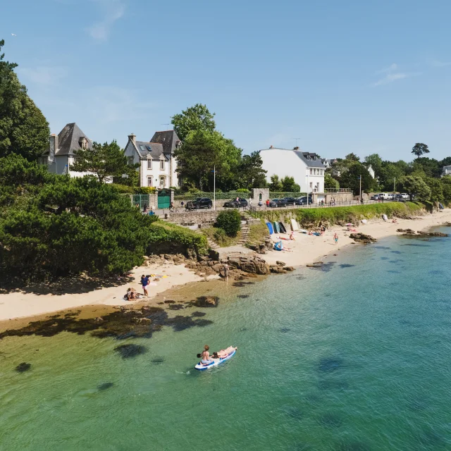 Luftaufnahme des Plage du Coq in Bénodet
