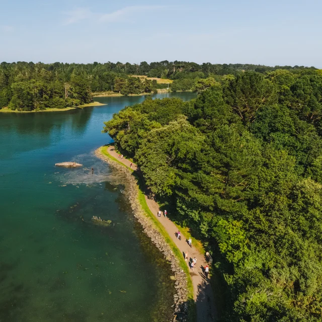 Luftaufnahme der Anse de Penfoul