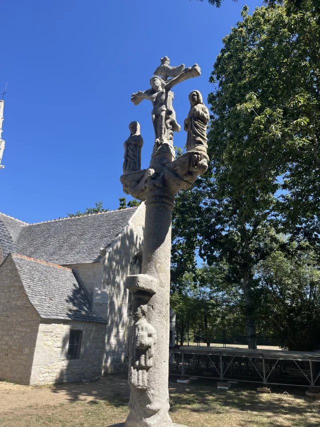 Kalvarienberg der Kapelle von Perguet