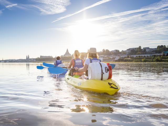 Canoe arrivée sur Blois