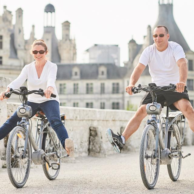 Chambord Couple à Vélo Crédit Benjamin Brolet