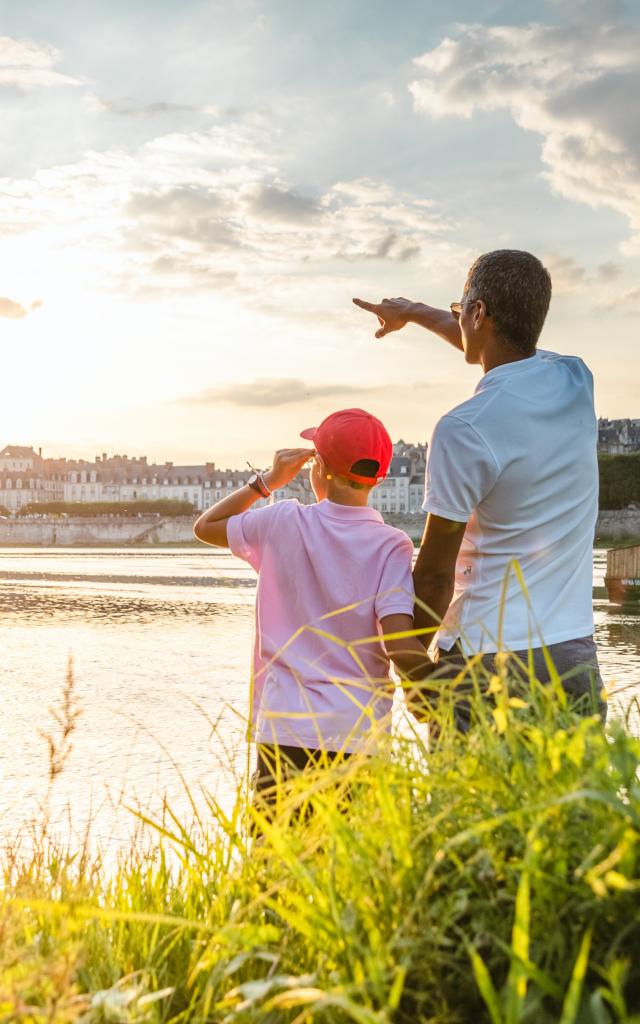 Balade en famille à la Creusille