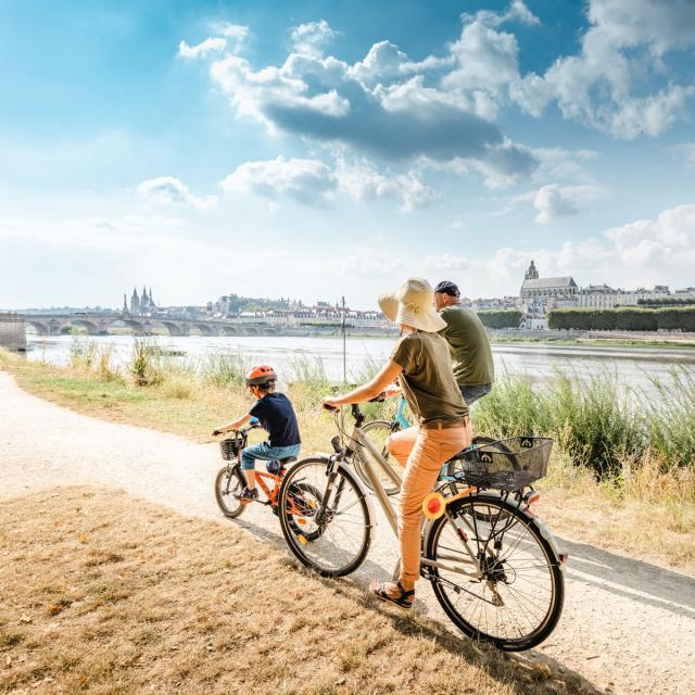 famille vélo_Creusille Blois Aout 2021 ©whoisreno Web