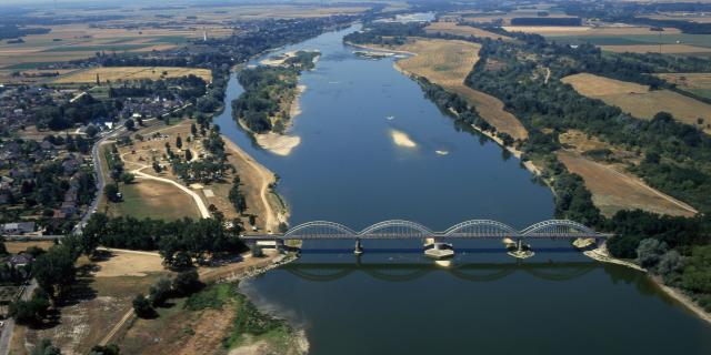 Vue aérienne nouveau pont de Muides-sur-Loire
