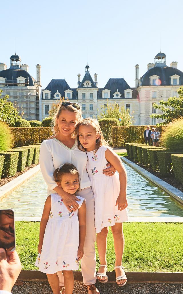 Photo de Famille devant Cheverny