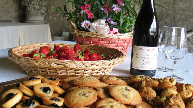 Terroir Palets Solognots Et Fraises De Sologne Et Vins Cheverny Crédit Ot Blois Chambord