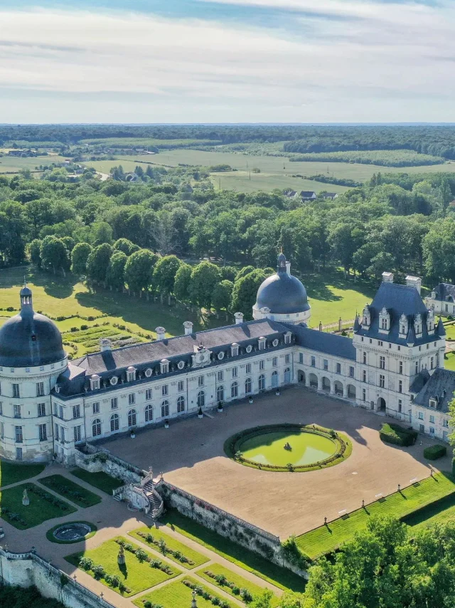 ️ @chateauxethistoire Pierre Holley3