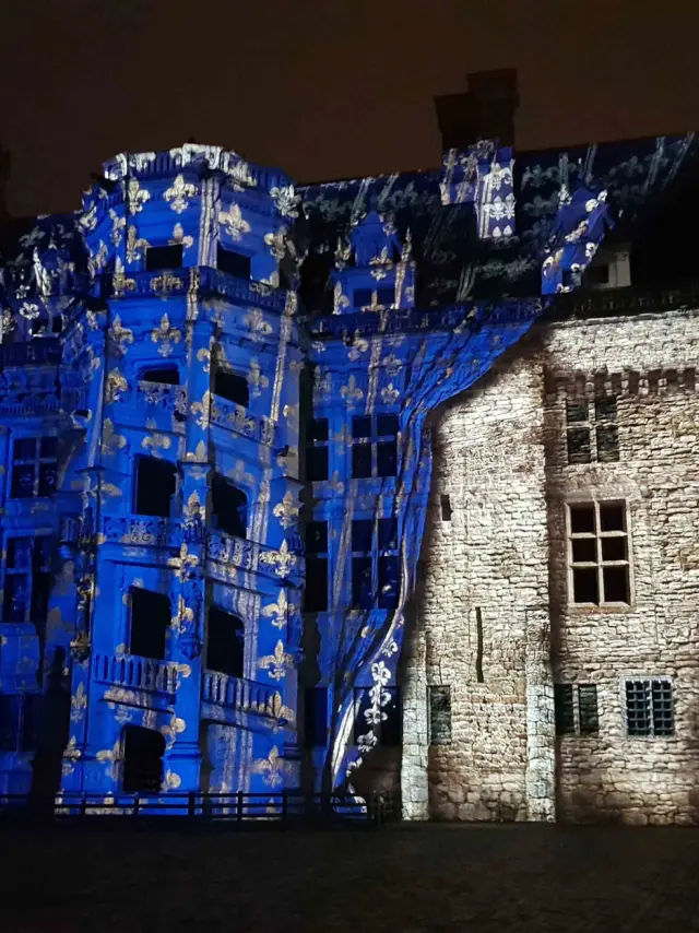 Web 3 Chateau Royal De Blois I Son Et Lumiere C F