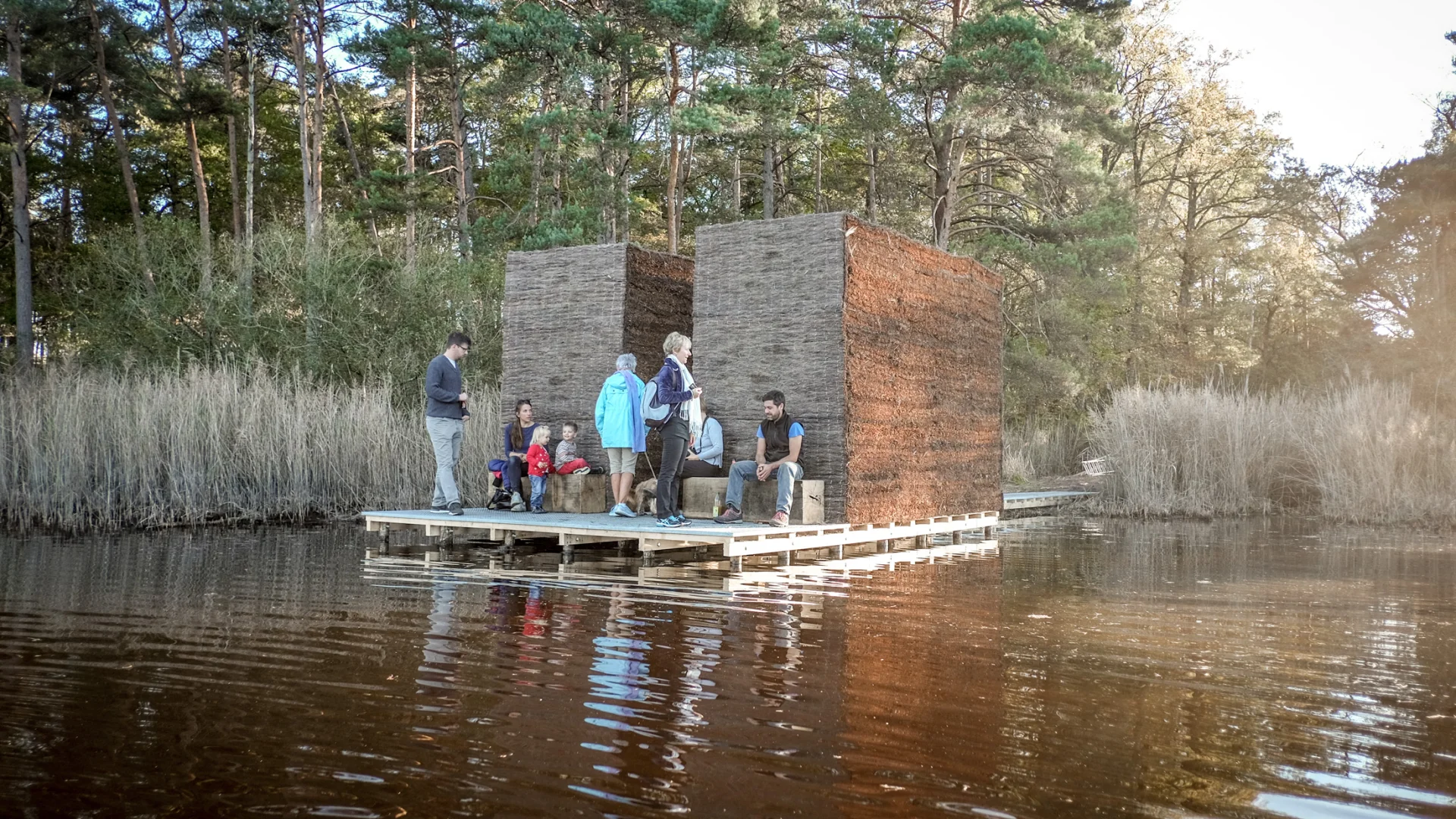 Installation artistique Wahou, L'entaille sur l'étang de Montperché
