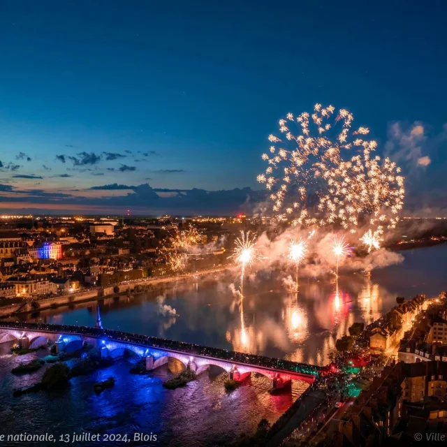 Feu D artifice Ville De Blois