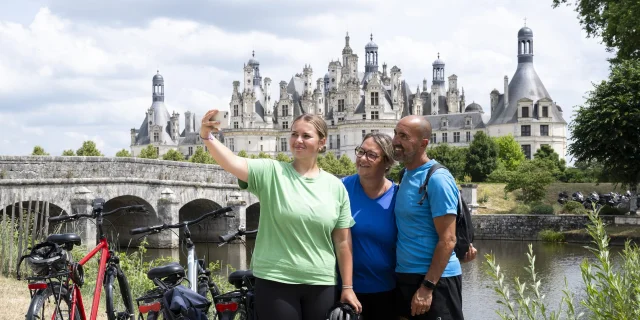 Le château de Chambord à vélo