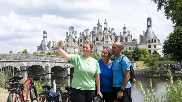 Le château de Chambord à vélo