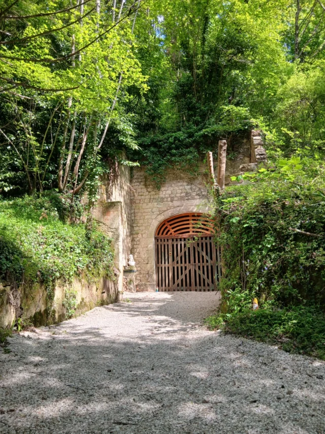 Enchantee Cavern 1