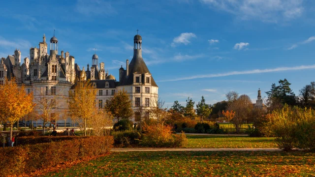 Le château de Chambord en automne