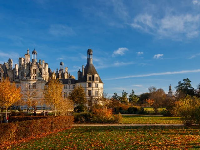 Le château de Chambord en automne