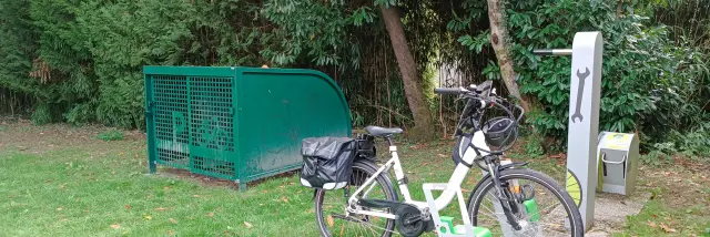 Borne recharge vélo à Bracieux