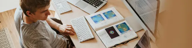 Student searching online for accommodation in Brussels