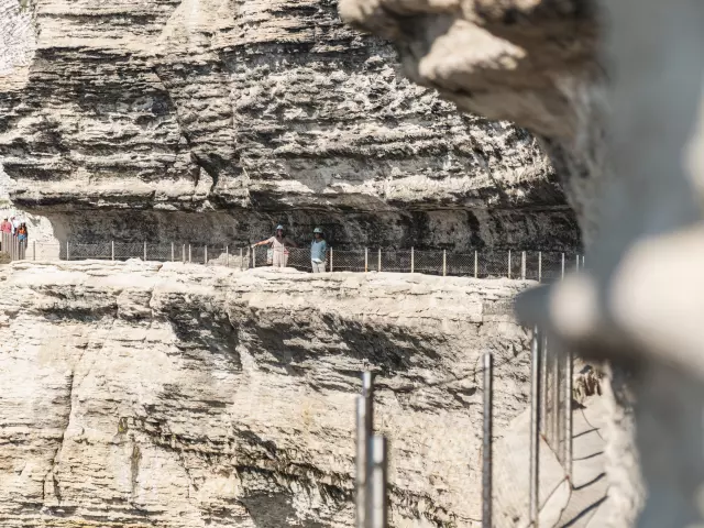 Perspective Falaises Escalier Roy Aragon Visiteurs Bonifacio