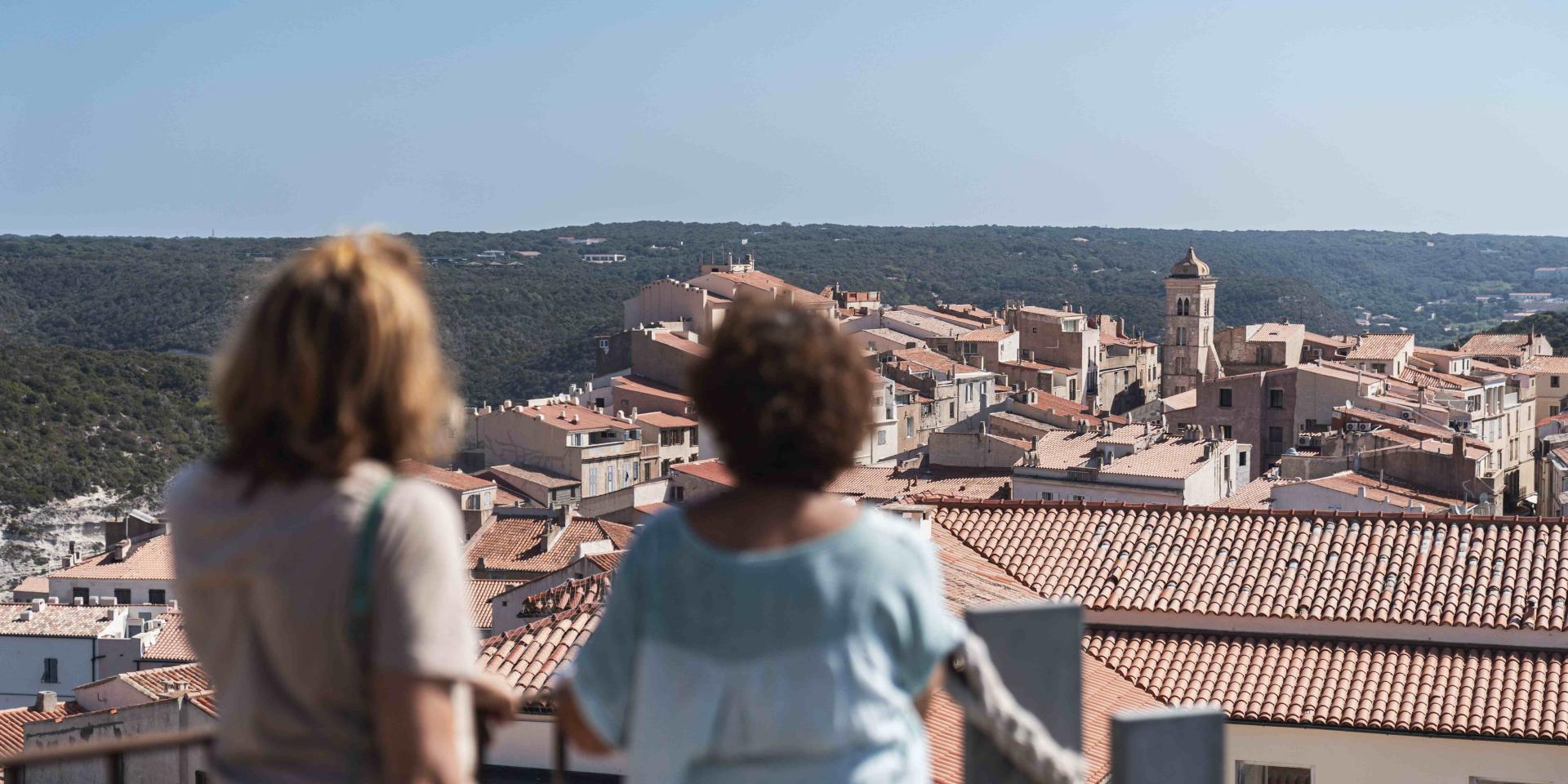 Torrione Seniors Dames Vue Haute Ville Bonifacio