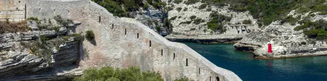 Remparts Chemin Ronde Mer Haute Ville Bonifacio
