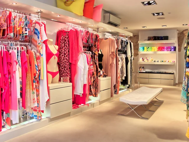 Boutique Mode Calarena Bonifacio