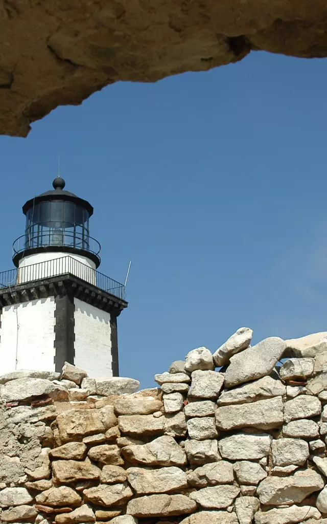 Phare Pertusatu Muret Vieille Pierre Bonifacio