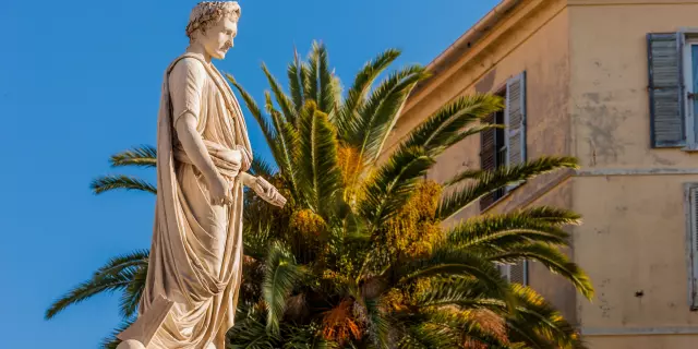 Statue Napoléon, Place Foch, Ajaccio,Ajacciu, 20,  2A, Corse-du-sud, France, Europe //Europe,  France, Corse-du-sud, 2A,20,  Ajaccio, Ajacciu, Foch square, Napoléon statue