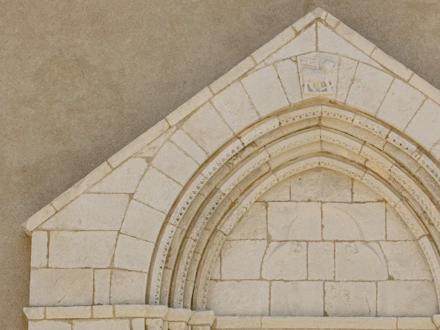 Detail Facade Ogive Eglise Bonifacio