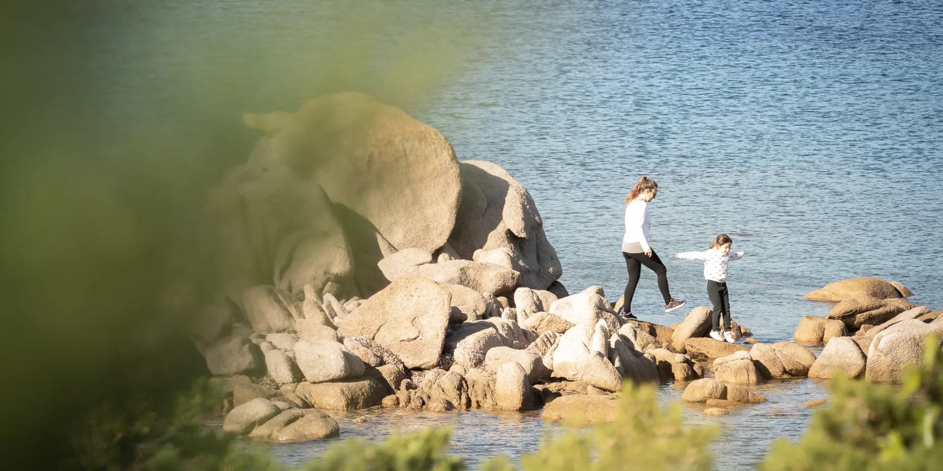 Mere Fille Balade Rochers Bonifacio