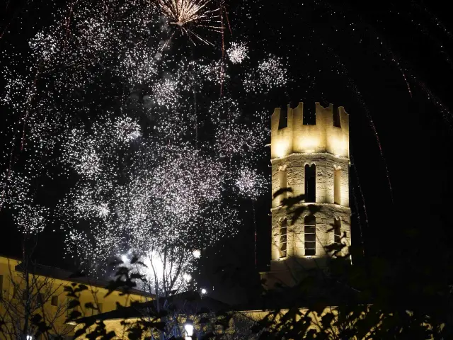 Feu Artifice Marche Noel Festi Di Natali Bonifacio