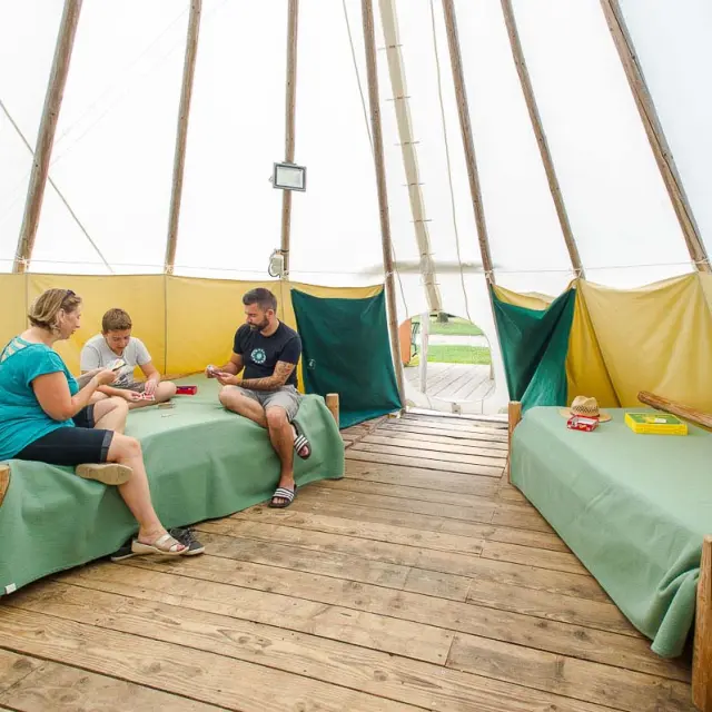 Camping La Plaine Tonique