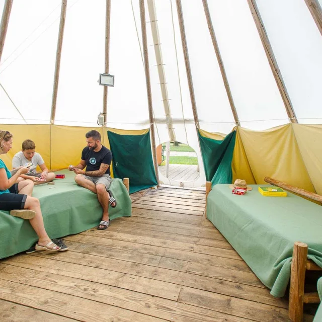 Camping La Plaine Tonique