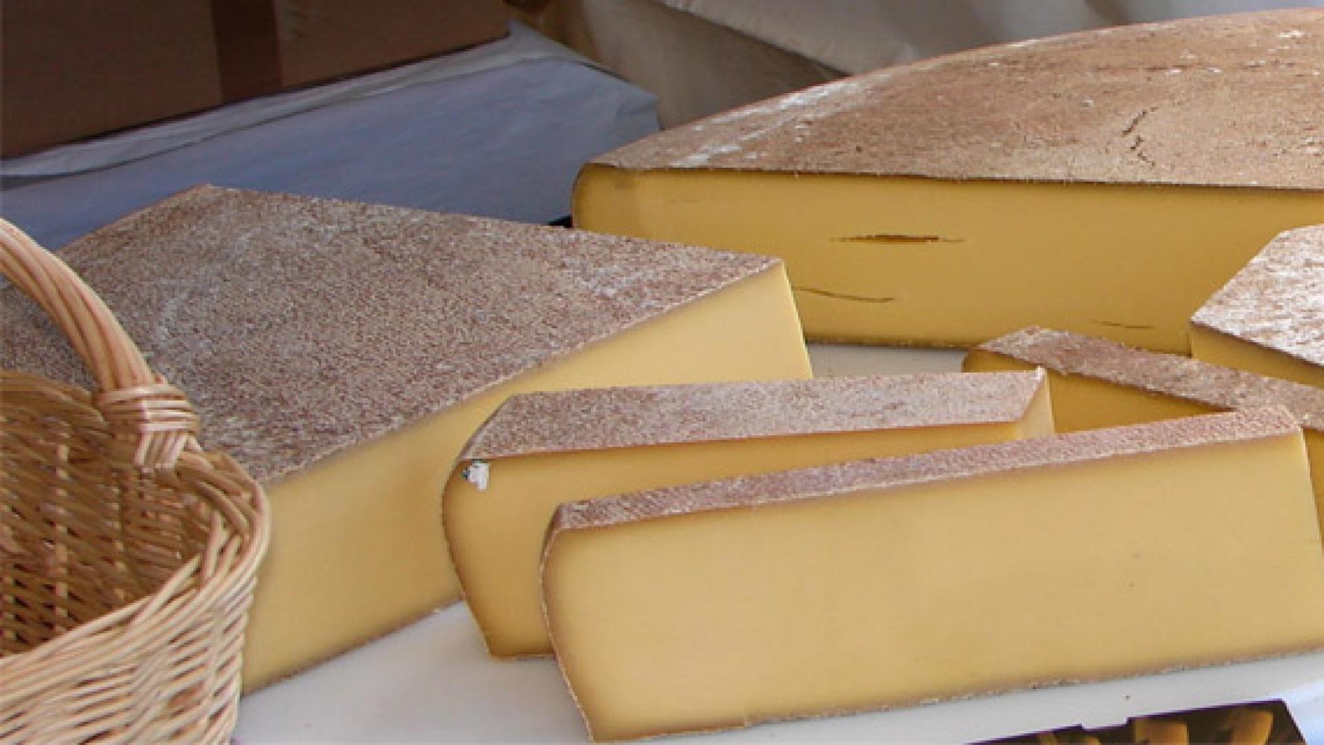 Delicious Comté cheese | Bourg-en-Bresse destinations – Tourist Office