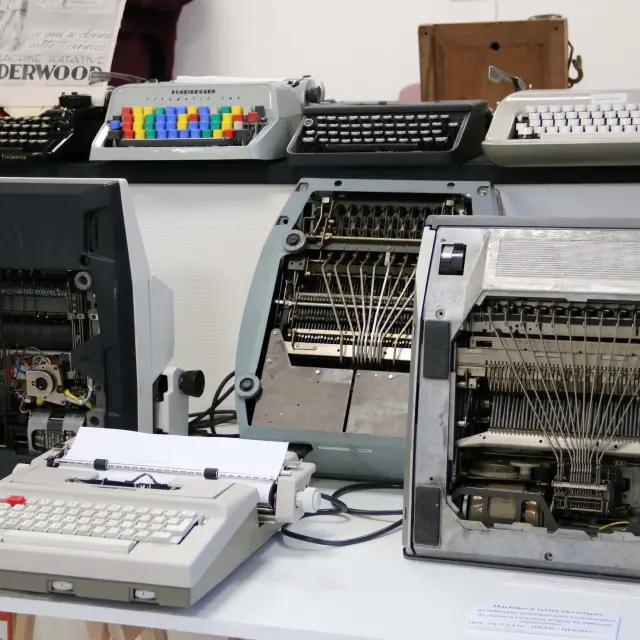 Machines à écrire