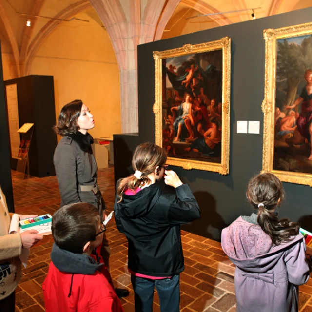 Atelier en famille autour de l'exposition Daniel Sarrabat, Monastère Royal de Brou, à Bourg en Bresse, Ain.