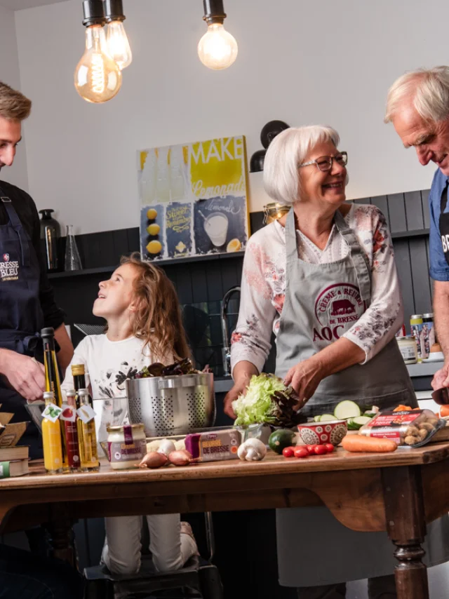 Gastronomie et cours de cuisine en Bresse en famille - Office de tourisme - Bourg-en-Bresse destinations