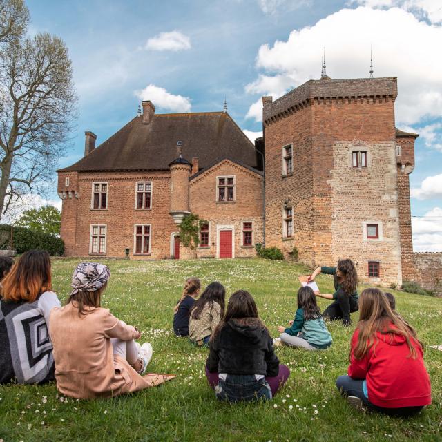 Groupe Enfants dessinent