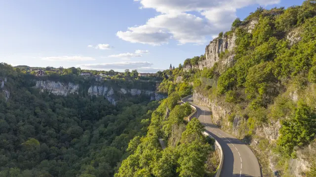 ENS grotte et réculée de Corveissiat