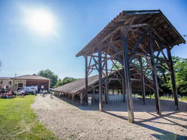 Theatre St Trivier de Courtes