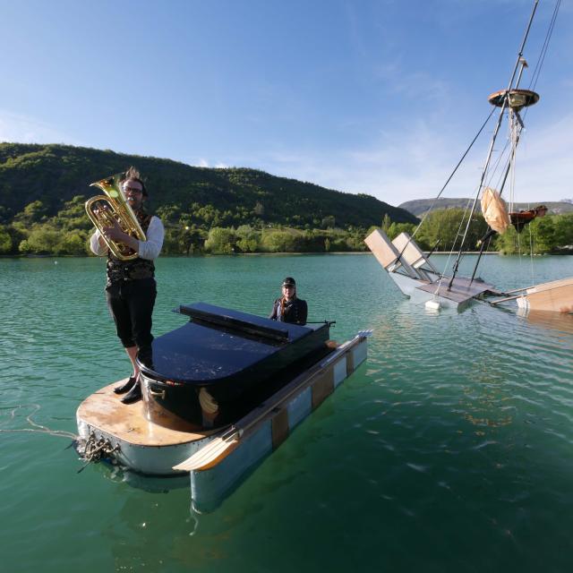 bateau piano