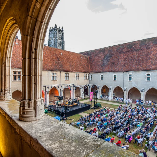 festival A la Folie au monastère royal de Brou à Bourg-en-Bresse