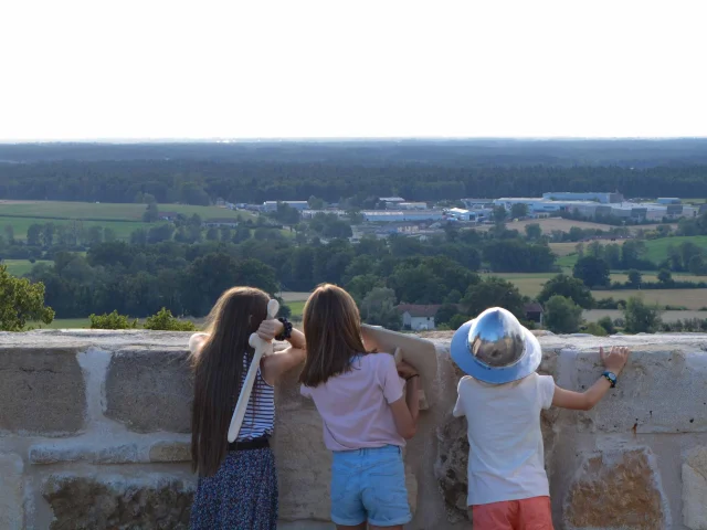 Courtines Du Château Crédit Lucas Goudard