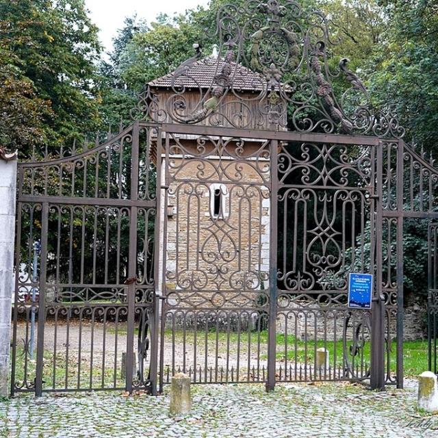 Instagram #bourgenbressedestinations