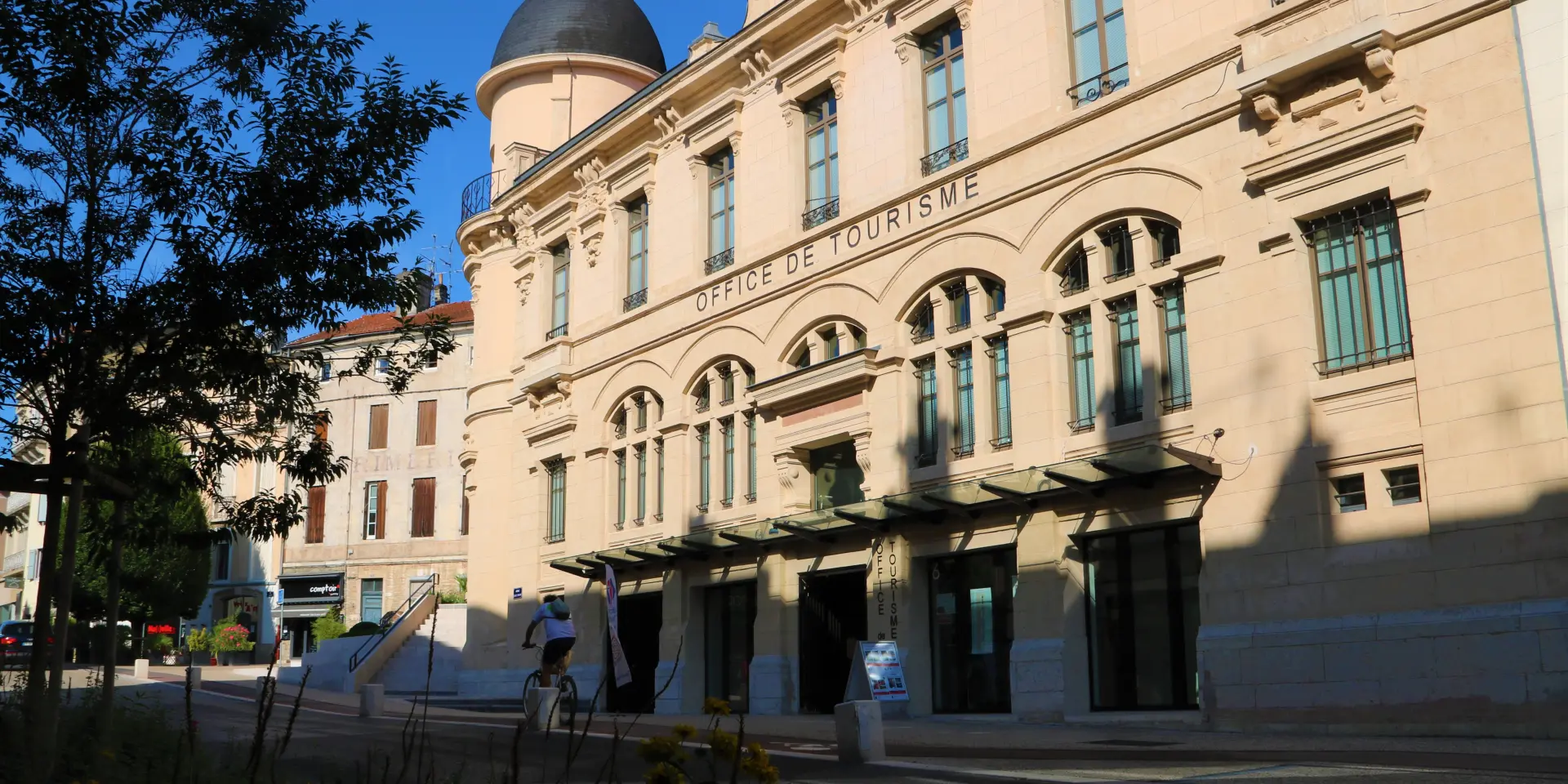 Facade Ot Beb Anne Czwiekala 6