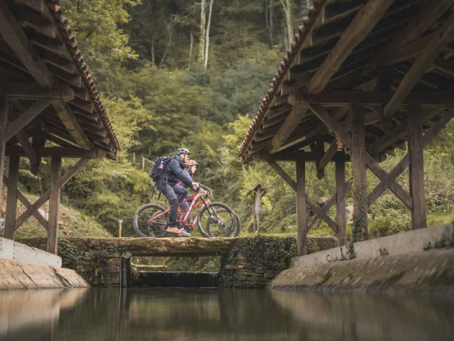 Week End Bourg Et Revermontmizenboite–montagnes Du Jura 14