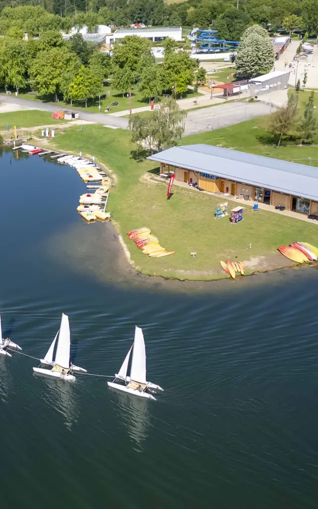 Camping et base de loisirs La Plaine Tonique