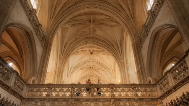 Passage sur le Jubé au Monastère royal de Brou à Bourg-en-Bresse