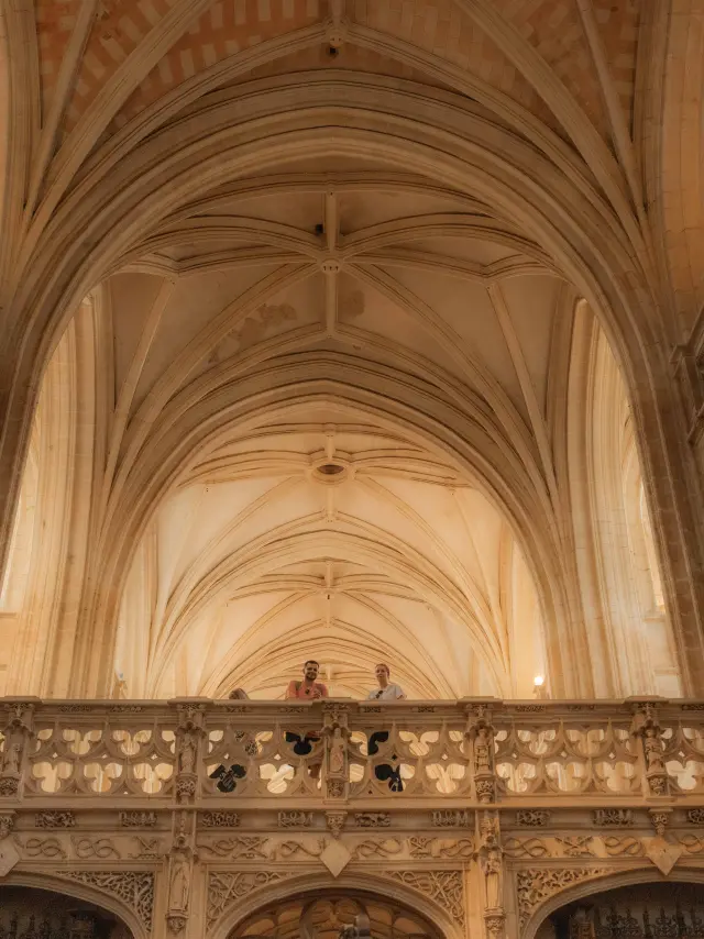 Passage sur le Jubé au Monastère royal de Brou à Bourg-en-Bresse